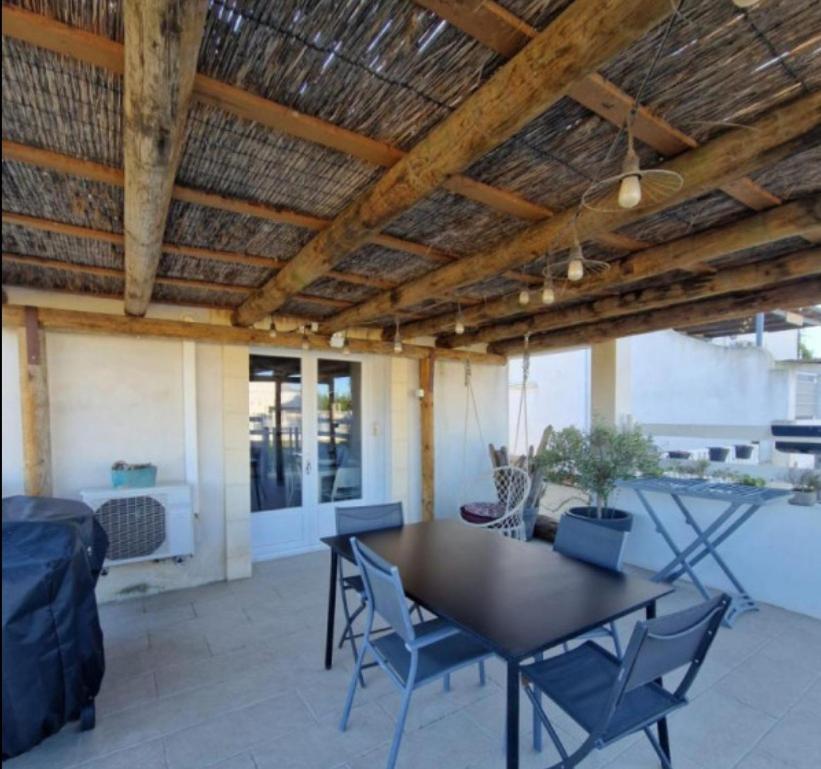 Les Maisons Du Paty Arles Luaran gambar