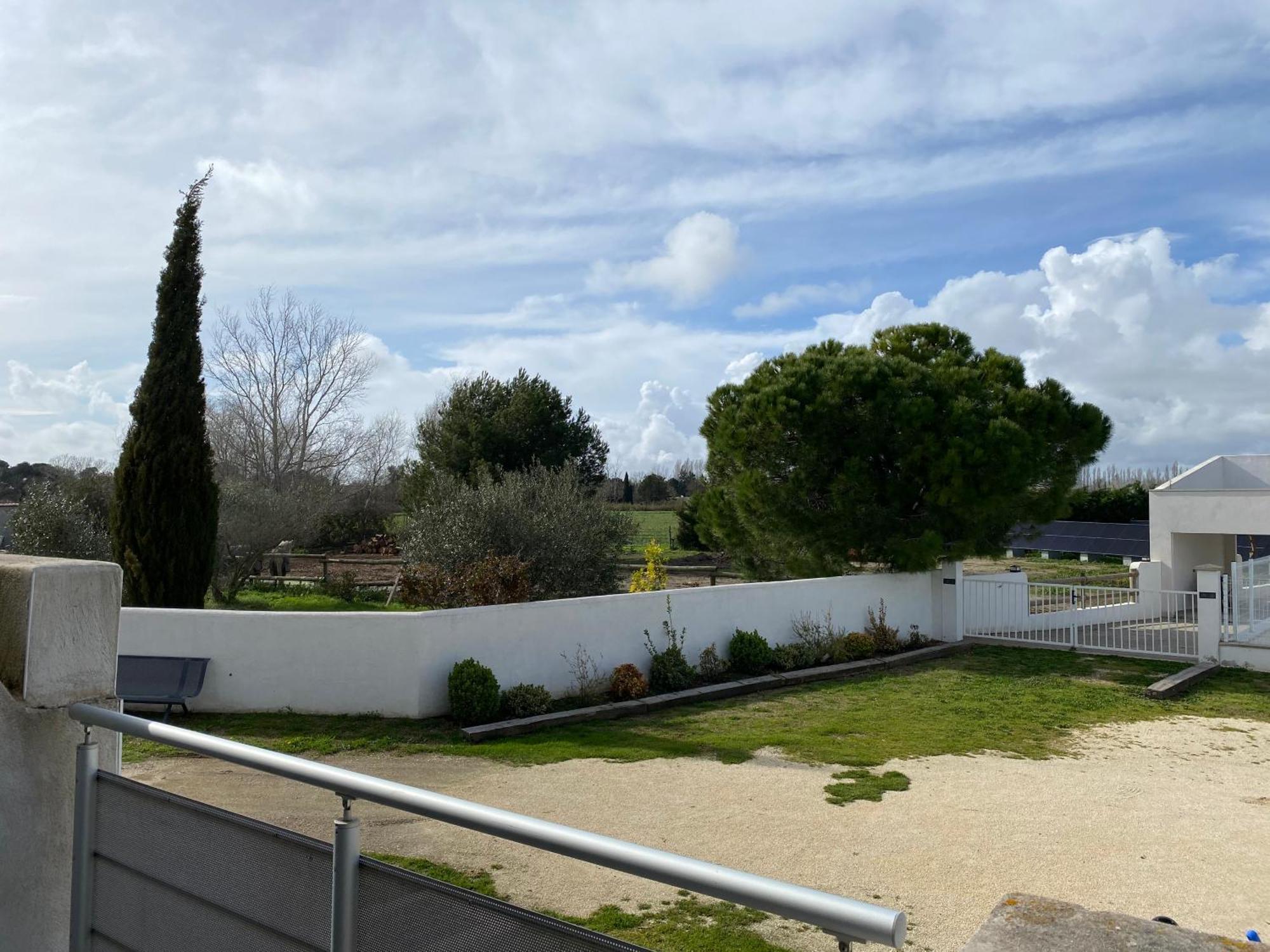 Les Maisons Du Paty Arles Luaran gambar